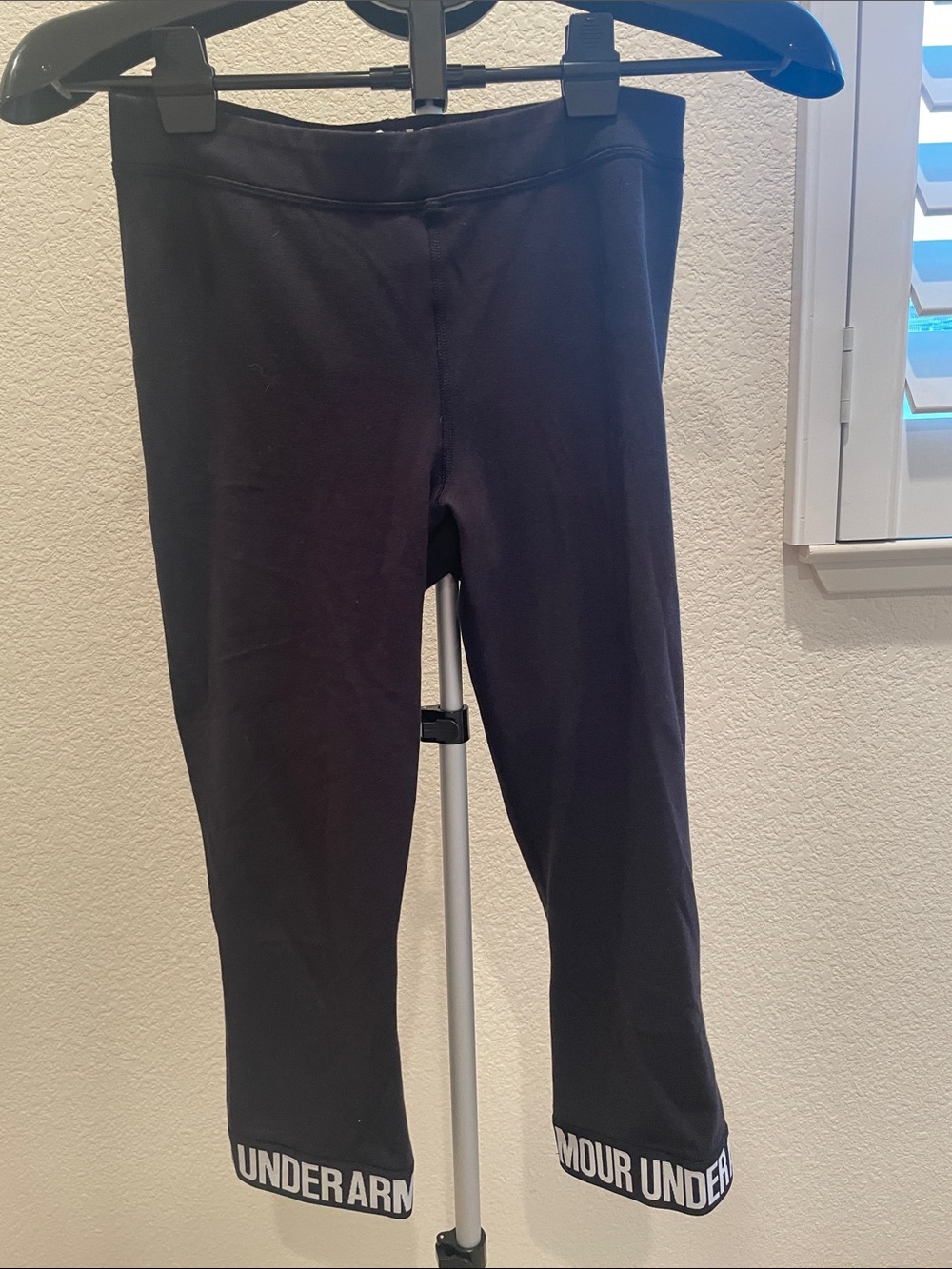 Under Armour Black Cropped Athletic Leggings with Logo Hem
